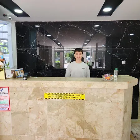 Hotel Kartal *