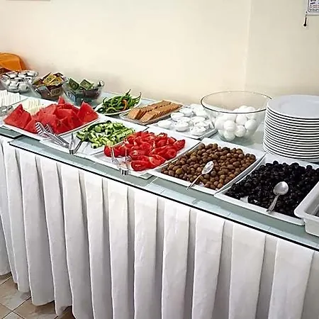 Hotel Kartal 3*
