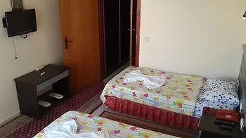 Hotel Kartal 3*